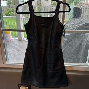 SUPER CUTE  leather little black dress